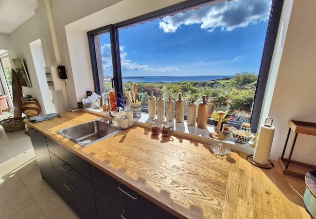 Villa à Primelin - 727- Superbe vue mer, grand confort, les pieds dans l'eau à St Tugen Villa à Primelin - 727- Superbe vue mer, grand confort, les pieds dans l'eau à St Tugen