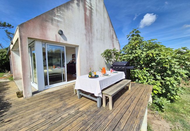 Villa à Primelin - 727- Superbe vue mer, grand confort, les pieds dans l'eau à St Tugen Villa à Primelin - 727- Superbe vue mer, grand confort, les pieds dans l'eau à St Tugen