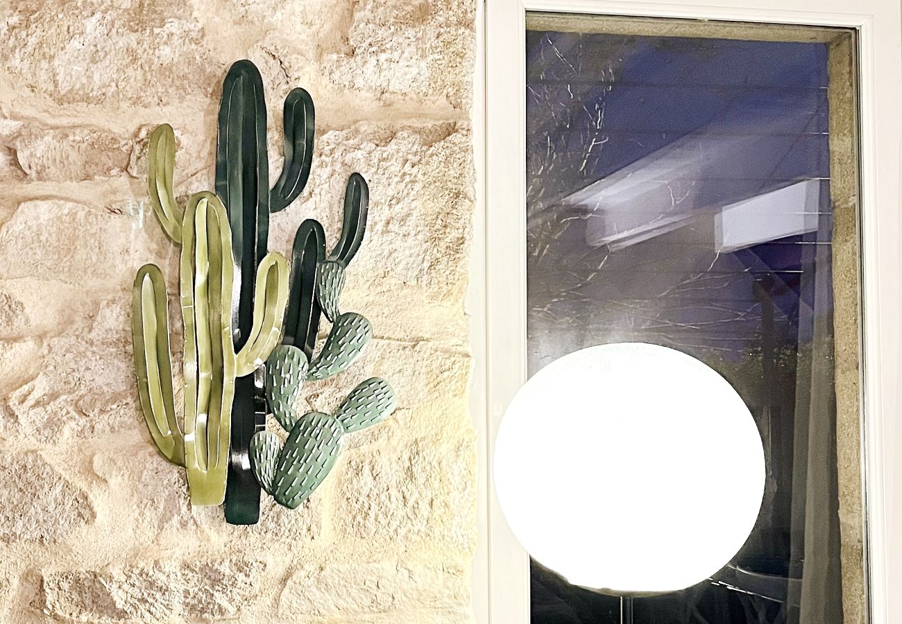 Maison à Audierne -  733-Maison bretonne en pierre avec jardin clos, proche plages et GR34