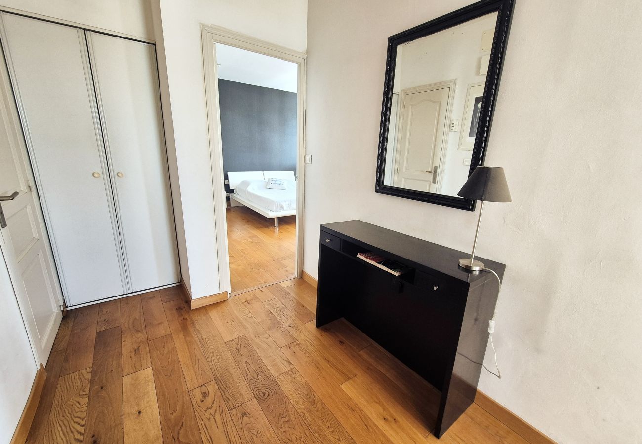 Appartement à Audierne - 735-Appartement lumineux 100m² avec vue imprenable sur le port